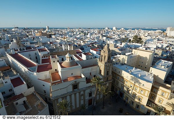 Stadt Kirche Stadtplatz Ansicht Andalusien Kathedrale Luftbild Fernsehantenne Cadiz alt Platz Spanien