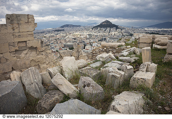 Stadt mit Blick nach Norden von der Akropolis  UNESCO-Weltkulturerbe  Athen  Griechenland  Europa