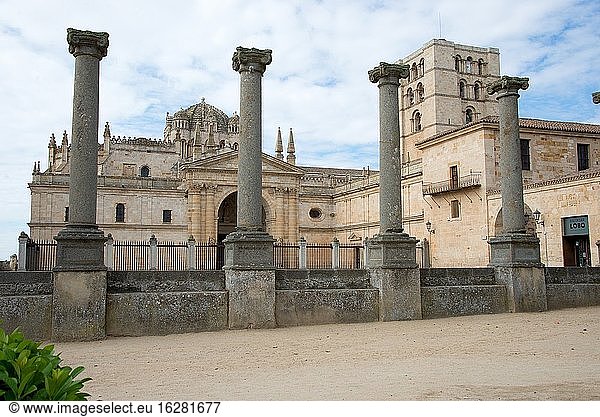 Stadt Zamora  Überreste der Kathedrale von Monasterio de San Jeronimo. Kastilien und Leon  Spanien.