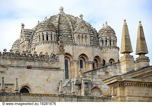 Stadt Zamora  Kathedrale (romanisches 12. Jahrhundert). Regenschirm-Kuppel (Cupula gallonada). Kastilien und Leon  Spanien.
