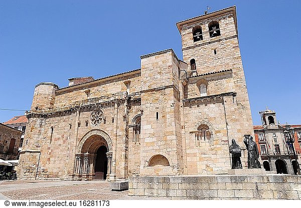 Stadt Zamora  Kirche San Juan de Puerta Nueva oder Kirche San Juan Bautista (romanisch 12-13. Jahrhundert). Kastilien und Leon  Spanien.