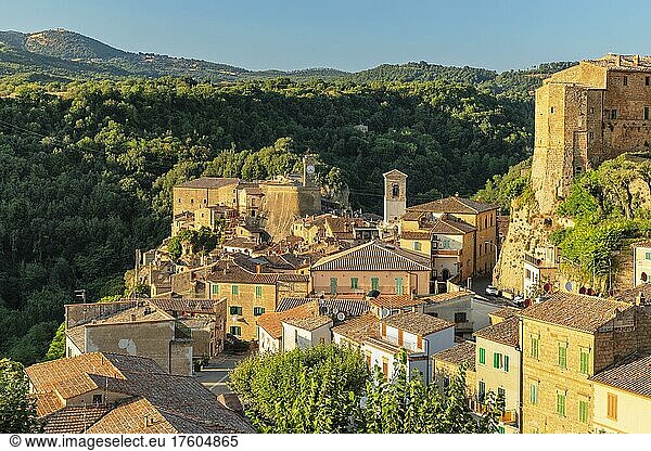 Stadtansicht Sorano Maremma Provinz Grosseto Toskana Italien Europa