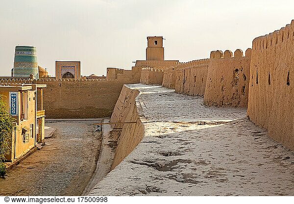 Stadtmauer aus Lehm  Chiwa  Usbekistan  Chiwa  Usbekistan  Asien