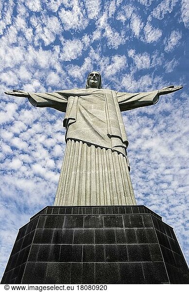 Statue Christus der Erlöser  Cristo Redentor  Berg Corcovado  Rio de Janeiro  Brasilien  Südamerika