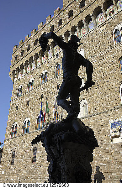 Statue des Perseus  Signoria-Platz  Florenz  Italien. Künstler: Samuel Magal