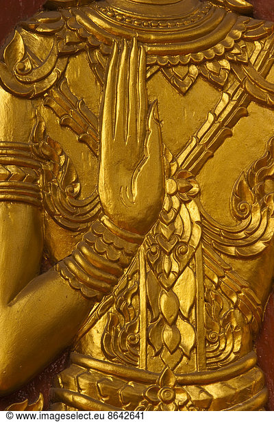 Statue  eine Apsara oder Wächterstatue einer Tänzerin im Ayutthaya Historical Park  Thailand