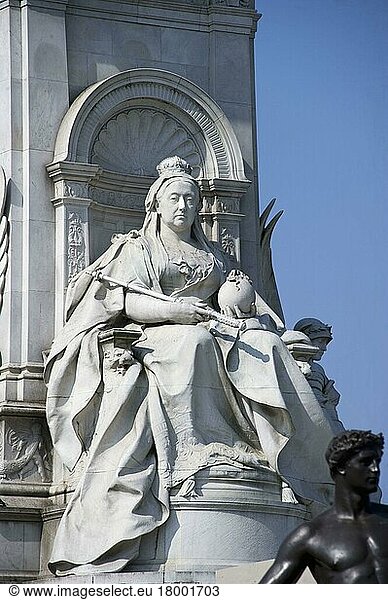 Statue of Queen Victoria  Victoria Memorial  Queen's Gardens  Buckingham Palace  City of Westminster  London  England  United Kingdom  Europe