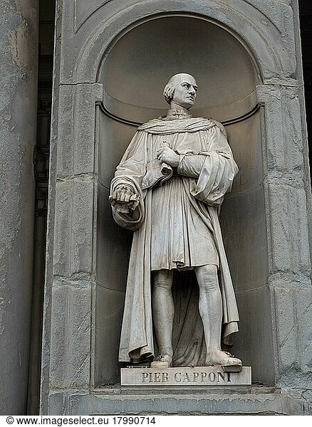 Statue  Pier Capponi  florentinischer Kaufmann  Politiker und Feldherr  Uffizien  Florenz  Italien  Europa