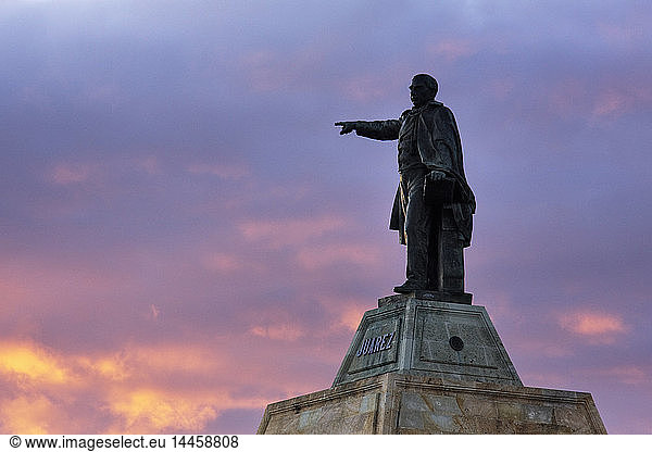 Statue von Benito Juarez