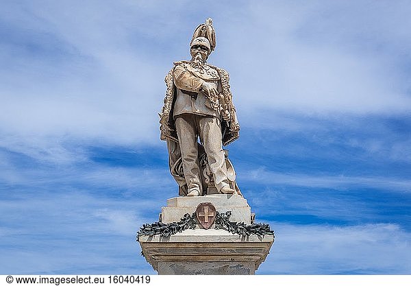 Statue von Viktor Emanuel II. von Italien in der Stadt Trapani an der Westküste Siziliens in Italien.