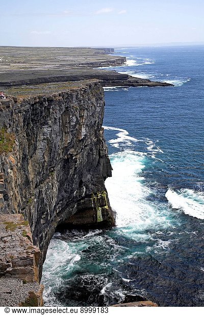 Steep cliffs D´n Aengus fort Inishmore  Aran Islands  County Clare  Ireland