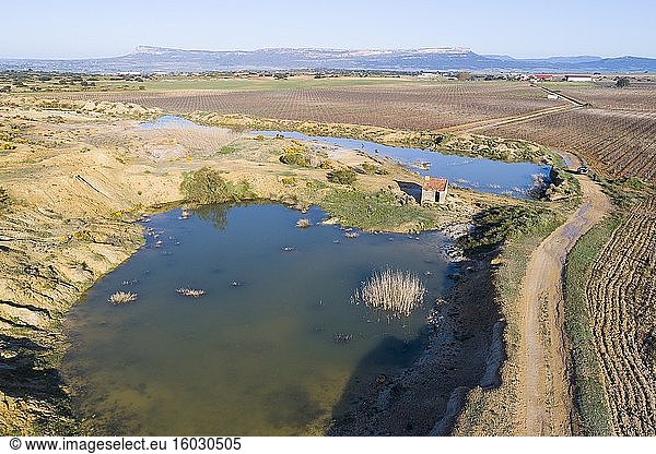 Steinbruch in Sugel  Drohnenansicht  Almansa  Provinz Albacete  Kastilien-La Mancha  Spanien