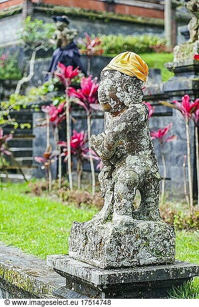 Steinstatue im Besakih-Tempel  Pura Besakih  Bali  Indonesien  Südostasien  Asien  Asien