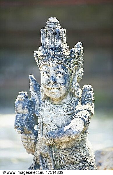 Steinstatue in Nahaufnahme im Pura Tirta Empul Hindu-Tempel  Bali  Indonesien  Südostasien  Asien  Asien