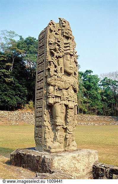 Stela. Maya-Ruinen von Copan. Honduras