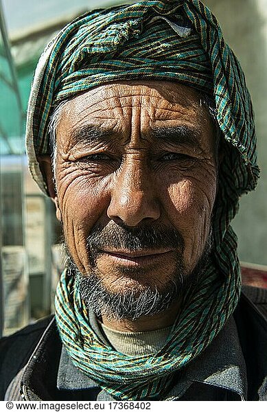 Stolzer Hazara-Mann  Portrait  Afghanistan  Asien