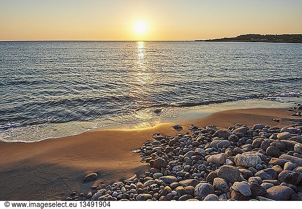 Strand bei Sonnenuntergang Agia Thessalien Kreta Griechenland Kreta Griechenland Europa
