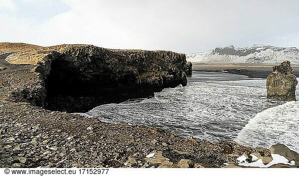 Strand mit Eis in Island.