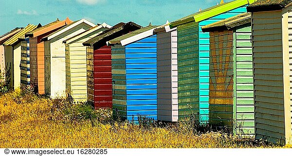 Strandhütten in New Romney  Kent  England.