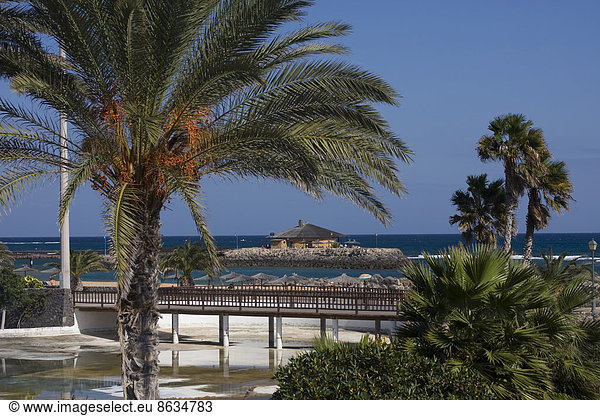 Strandpromenade von Caleta de Fustes Fuerteventura Kanarische Inseln Spanien