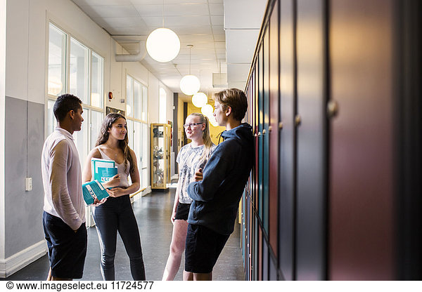 Students (14-15) in corridor