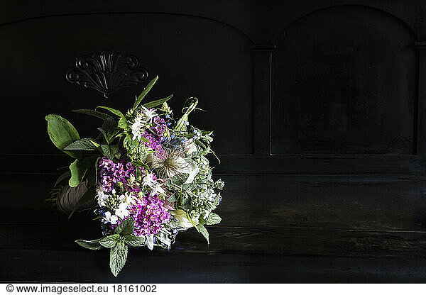 Studio shot of bouquet of spring flowers
