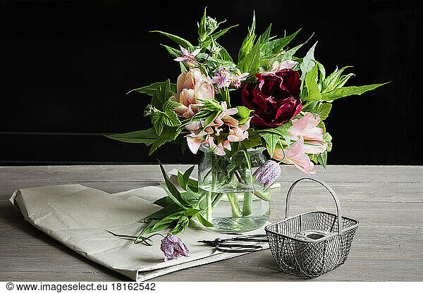 Studio shot of bouquet of spring flowers