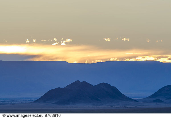 Sunrise over the Tsauchab Valley  Sesriem  Hardap Region  Namibia