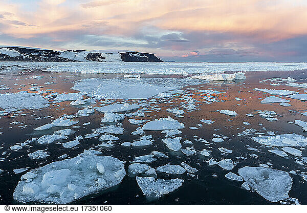 Sunset on first year sea ice near Cogburn Island  Weddell Sea  Antarctica  Polar Regions
