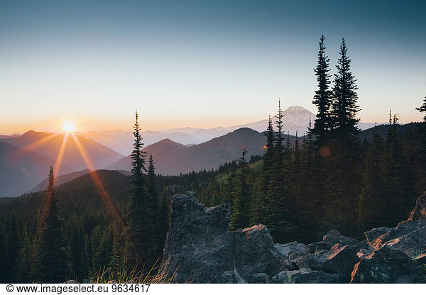 Sunset over the Cascade Range of mountains at Goat Rocks Wilderness.