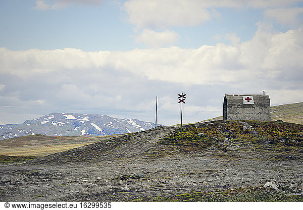 Sweden,  Gaeddede,  Mountain shelter at Vildmarksvaegen at Stekenjokk plateau