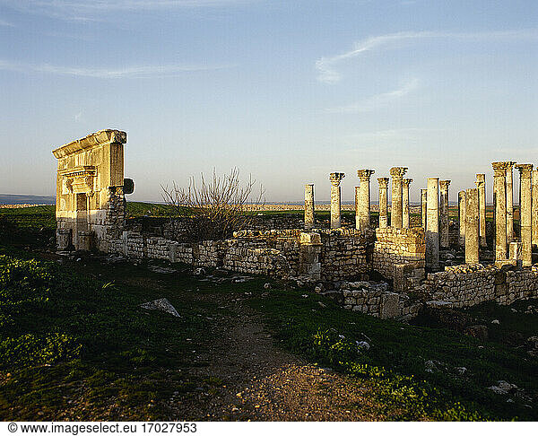 Syria. Apamea. Roman city that became part of the Roman Empire from 64 B.C. Partial view of the ruins of the Citadel. (Photo taken before the Syrian civil war).