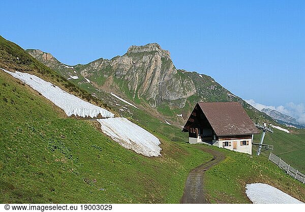 Szenerie auf dem Flumserberg  Schweizer Alpen
