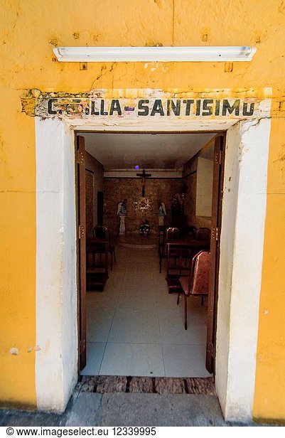 Tür der Kapelle der Kirche Nuestra Senora de la Natividad in Acanceh  Bundesstaat Yucatan  Mexiko