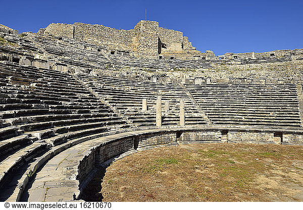 Türkei  Blick auf das historische römische Theater