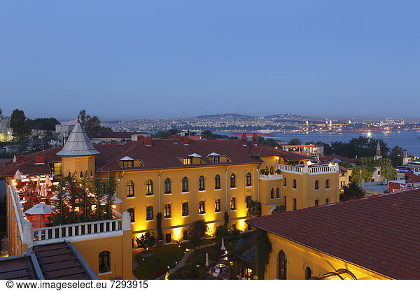 Türkei  Istanbul  Blick auf das Four Season Hotel in Sultanahmet