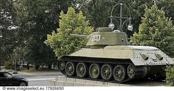 Tanks at the Soviet Memorial in Tiergarten with Strasse des 17. Juni  Berlin  Germany  Europe