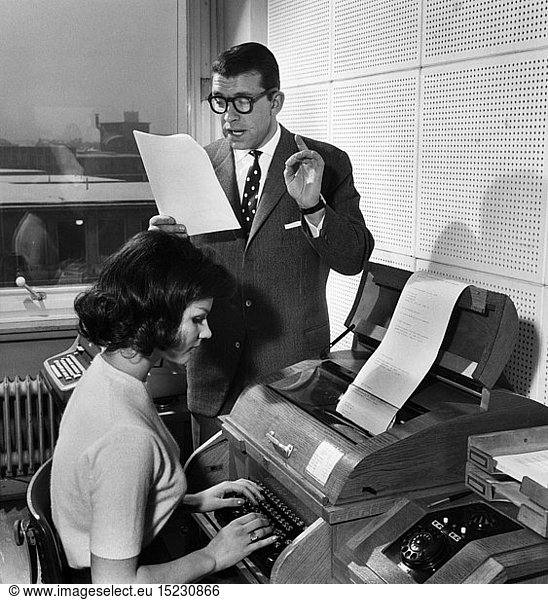 technics  office  boss dictates secretary a letter  teletype  circa 1970