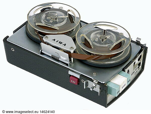 technics  tape recorder  Aiwa  mini device  dictating machine  Japan  circa 1970