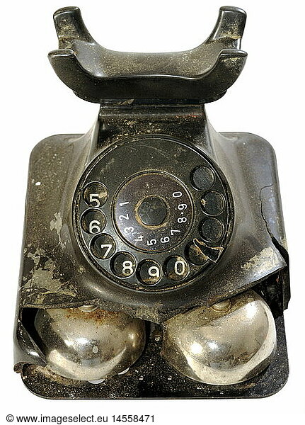 technics  telephone  typ W 48  damaged  Germany  1961  faulty  damage  case  dial  dirt  dirty  apparature  phone  1960s  60s  historic  historical  20th century  clipping  cut out  cut-out  cut-outs