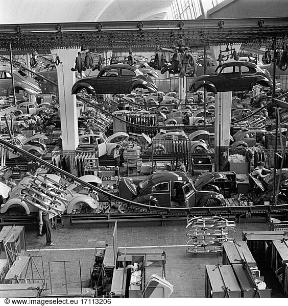 Technology / Industry:
Automotive Industry. Volkswagen factory in Wolfsburg: assembly of the VW Beatles. Photo  1954.