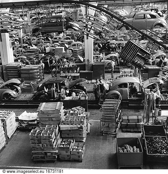 Technology / Industry:
Automotive Industry. Volkswagen factory in Wolfsburg (Lower Saxony): assembly of the VW Beatles. Photo  1954.