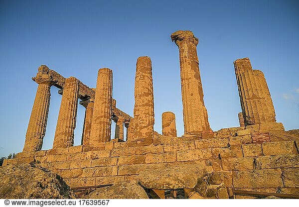 Tempel der Hera  archäologischer Park Valle dei Templi (Tal der Tempel)  Agrigent  Sizilien  Italien  Europa