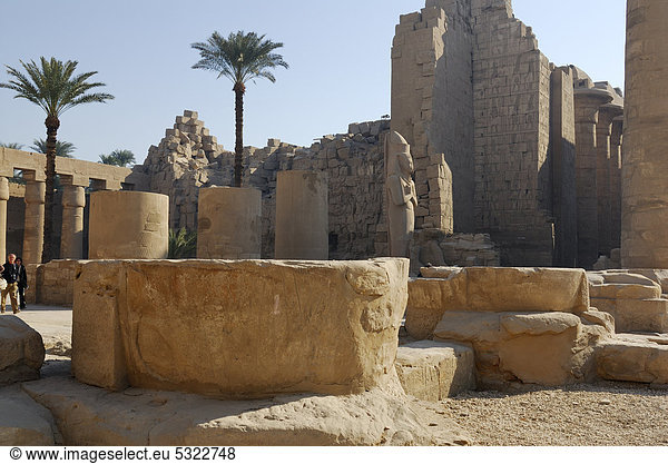 Tempel des Amun-Re im zentralen Bereich der Karnak-Tempelanlage  Luxor  Niltal  Ägypten  Afrika