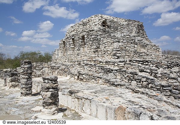 Temple of Painted Niches  Mayan Ruins  Mayapan Archaeological Site  Yucatan  Mexico