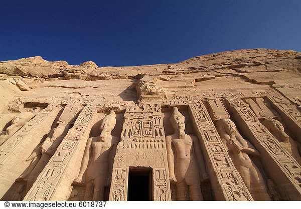 Temple von Abu Simbel  UNESCO-Weltkulturerbe  Nassersee  Ägypten  Nordafrika  Afrika