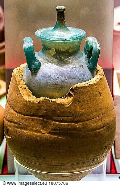 Terracotta urn with glass jar inside  1st century BC National Archaeological Museum  Taranto  Apulia  Taranto  Apulia  Italy  Europe