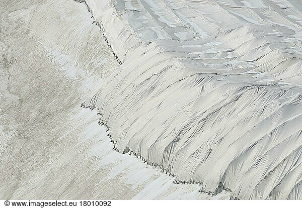 Textile protective cover to delay snowmelt on the ski slope  Presena glacier  Italian Alps  Italy  Europe