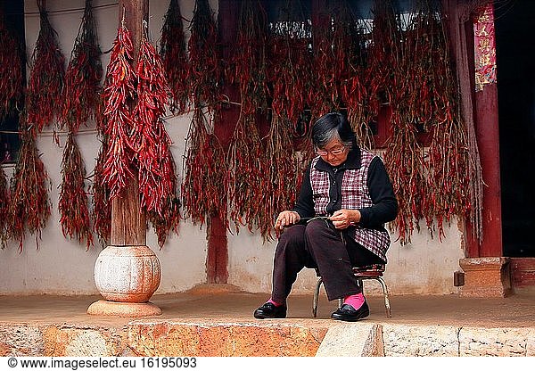 Textilstickerei  Puzhehai  Provinz Yunnan  China