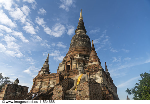 Thailand  Ayutthaya  Chedi of Wat Yai Chai Mongkhon at Historical Park